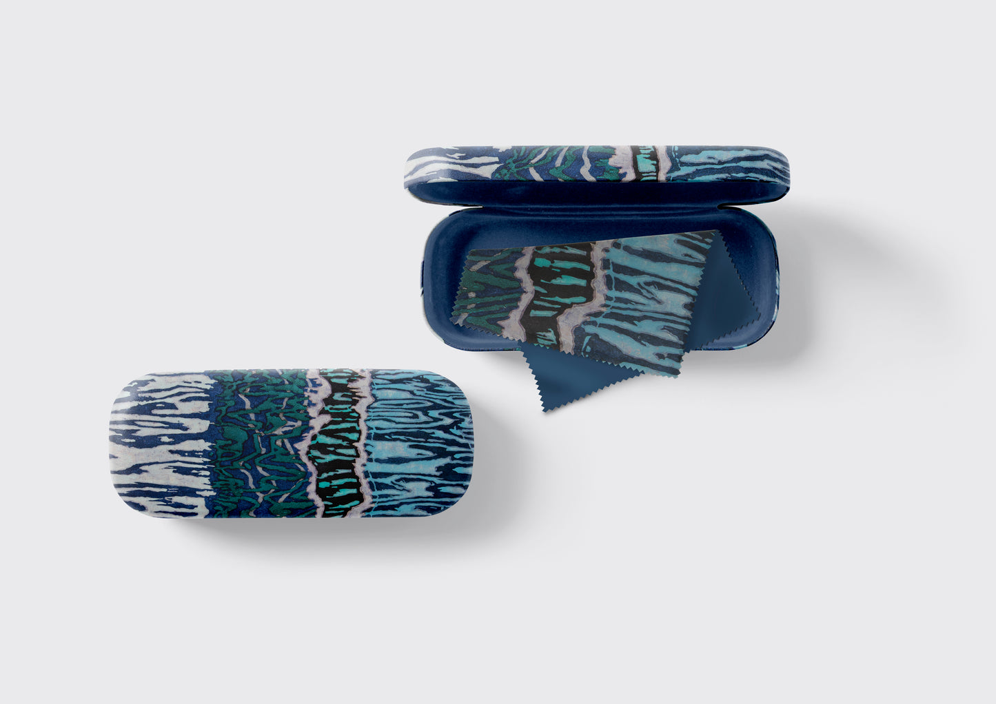 Xue Song “The Dao from Nature Series - Water Movement NO.2” Glasses Case 薛松《法⾃然系列—⽔之樂章 (⼆)》眼鏡盒